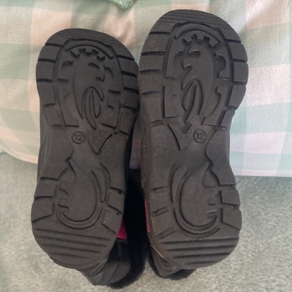 Ranger girls boots size 12 with liner adjustable tightness - Picture 4 of 11